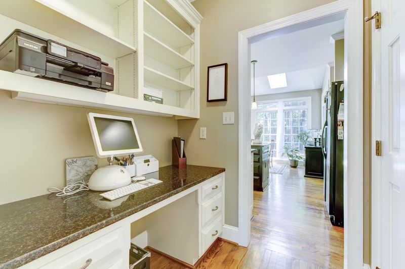 210 Kilmorack Dr, Cary, NC 27511