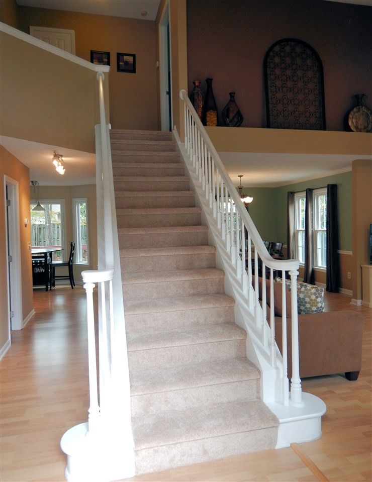 210 Kronos Ln, Cary, NC 27513
