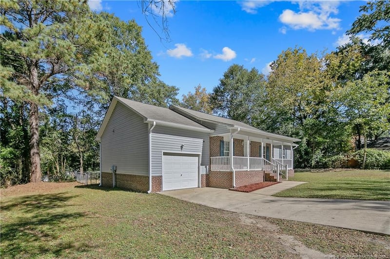 210 Lawrence Ave, Fayetteville, NC 28301