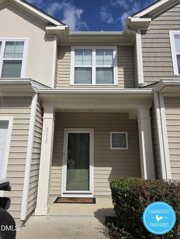210 Leighann Ridge Ln, Rolesville, NC 27571