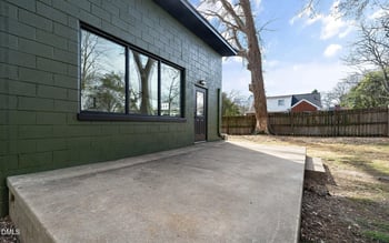 210 Lincoln Ct, Raleigh, NC 27610