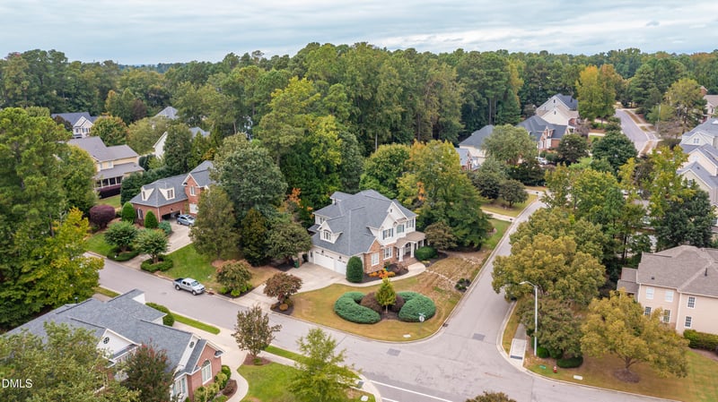210 Lindemans Dr, Cary, NC 27519