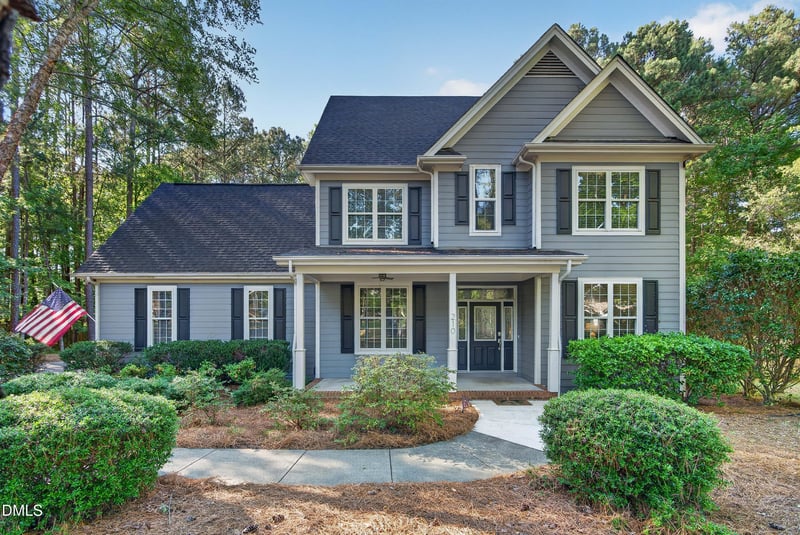 210 Longwood Dr, Youngsville, NC 27596