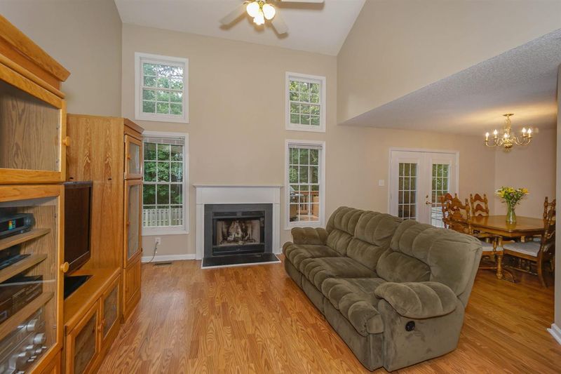 210 Martins Point Pl, Cary, NC 27519