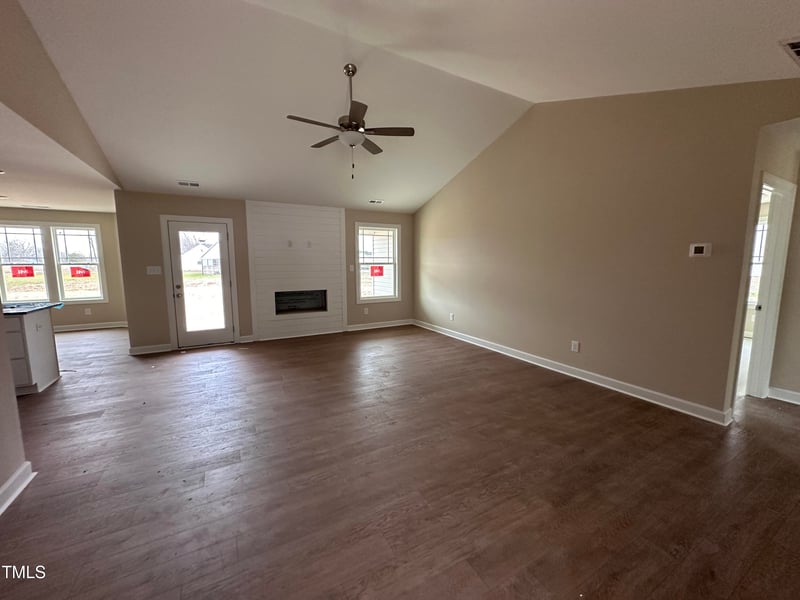 210 Maxwell Farm Ln, Selma, NC 27576