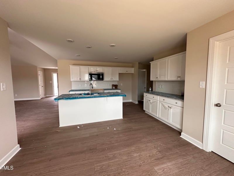 210 Maxwell Farm Ln, Selma, NC 27576