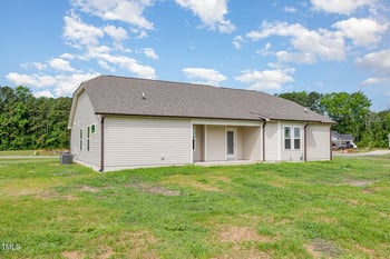 210 Maxwell Farm Ln, Selma, NC 27576