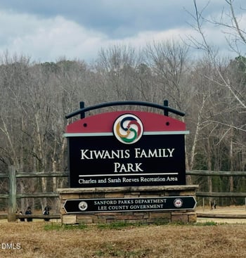 210 Monroe Ave, Sanford, NC 27330