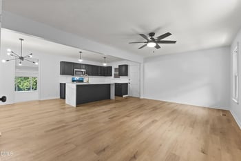 210 Murray Folk Dr, Fayetteville, NC 28314