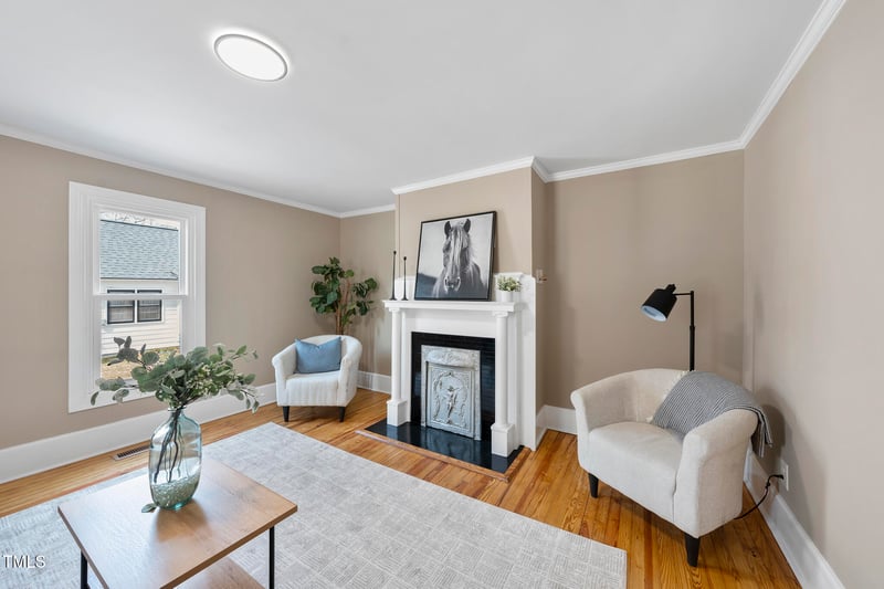 210 W Oak Ave, Wake Forest, NC 27587
