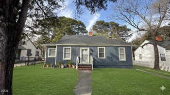 210 Oakland Dr, Fayetteville, NC 28301