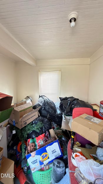 210 Oakland Dr, Fayetteville, NC 28301