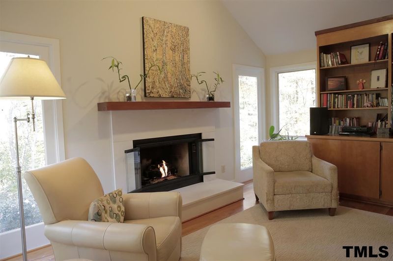 210 Old Forest Creek Dr, Chapel Hill, NC 27514