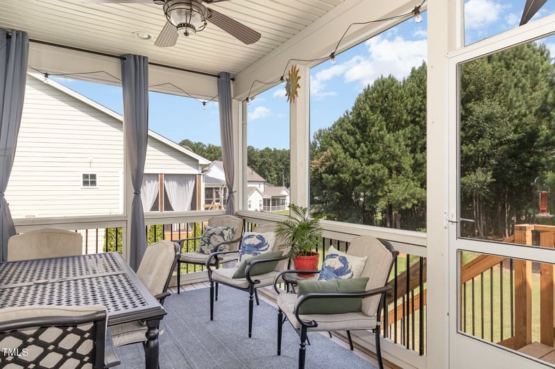 210 Olde Liberty Dr, Youngsville, NC 27596
