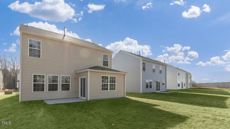 210 Palm Dr, Sanford, NC 27332