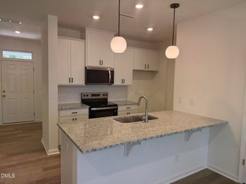 210 Parker Ln, Mebane, NC 27302