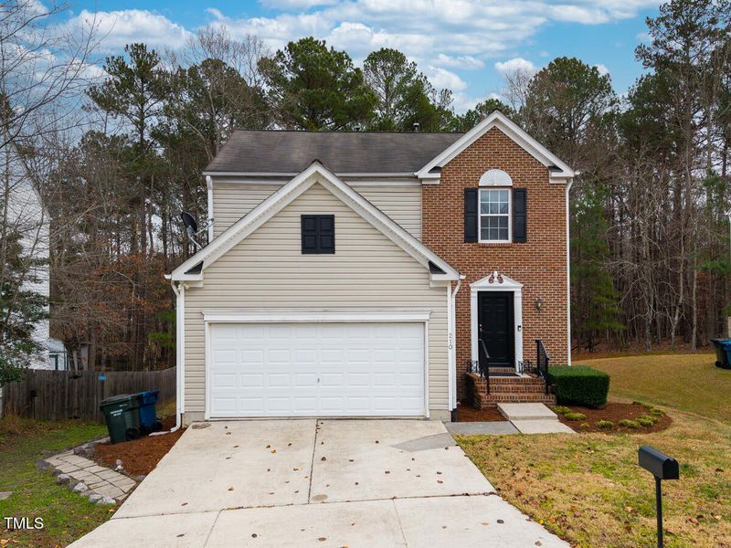 210 Pebblestone Dr, Durham, NC 27703
