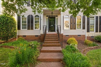 210 Presidents Walk Ln, Cary, NC 27519