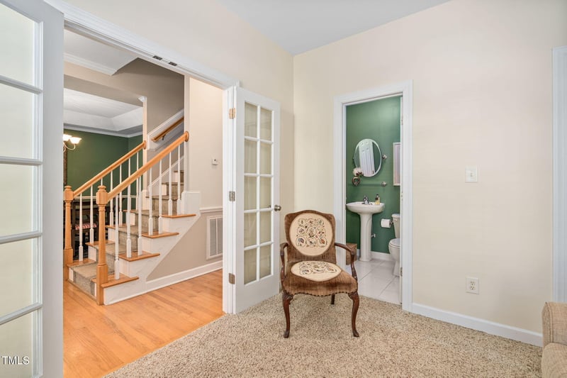 210 Presidents Walk Ln, Cary, NC 27519