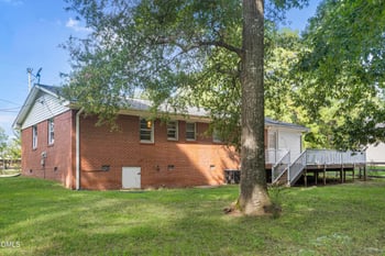 210 Stallings Rd, Durham, NC 27703