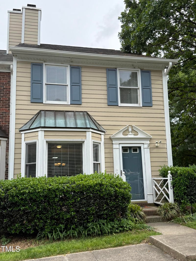 210 Standish Dr, Chapel Hill, NC 27517