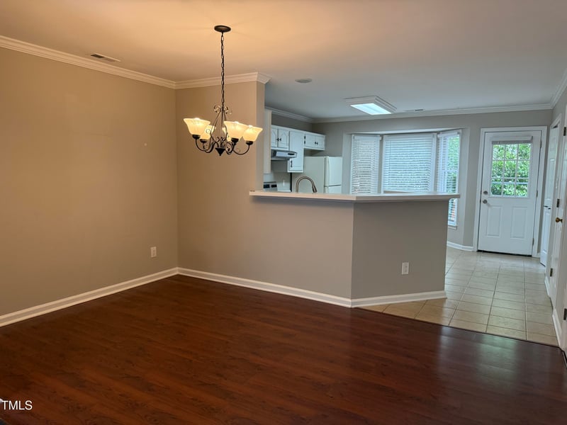 210 Standish Dr, Chapel Hill, NC 27517