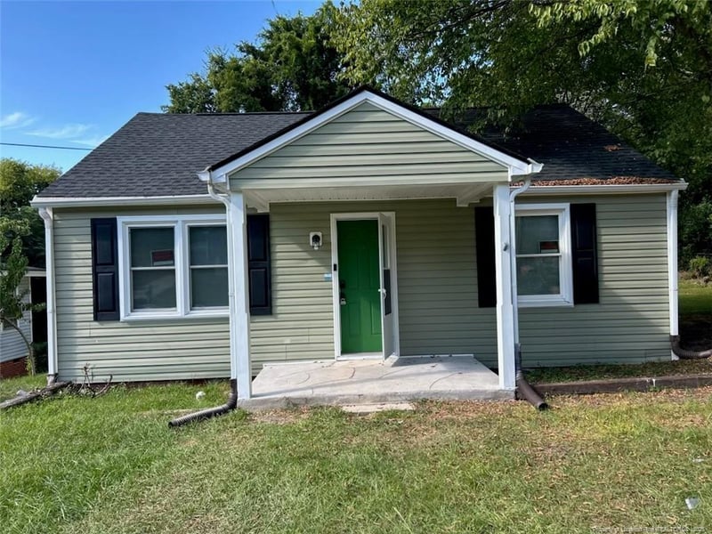 210 Sunset Ave, Fayetteville, NC 28301