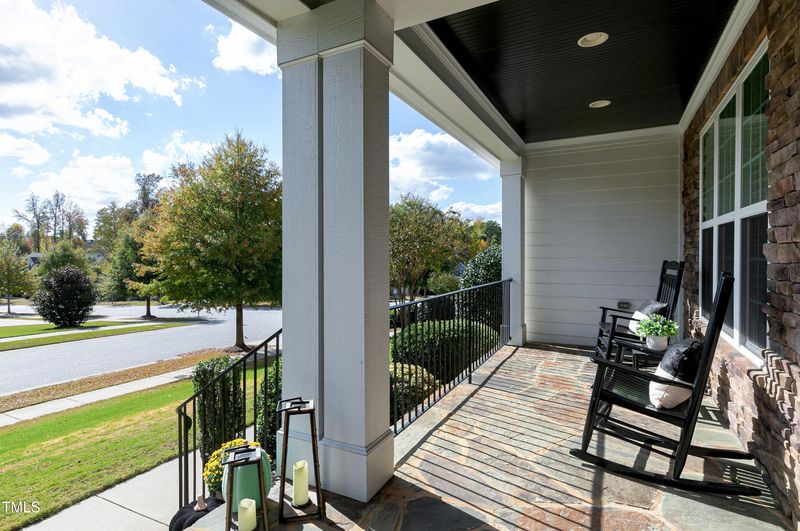 210 Sunset Bluffs Dr, Fuquay Varina, NC 27526