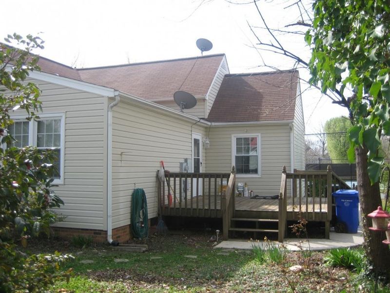 210 S Third St, Mebane, NC 27302