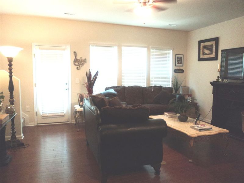 210 Tuftin Dr, Durham, NC 27703