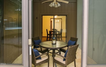 210 Twin Oaks Pl, Cary, NC 27511