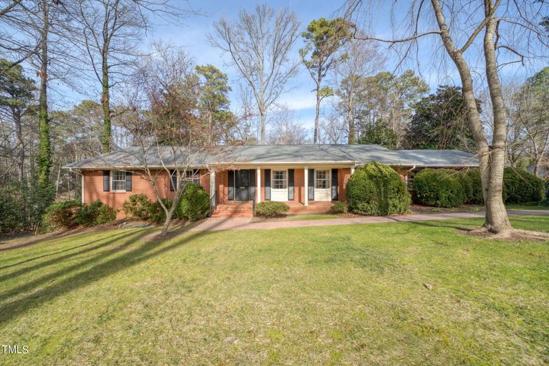 210 W Vernon Ave, Wake Forest, NC 27587
