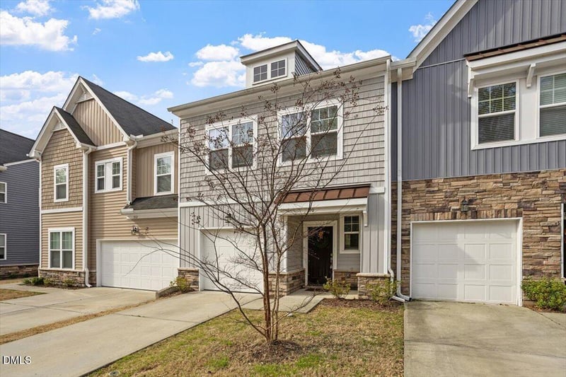 210 Vista Creek Pl, Cary, NC 27511