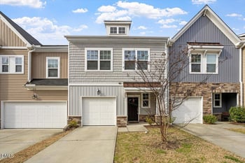 210 Vista Creek Pl, Cary, NC 27511
