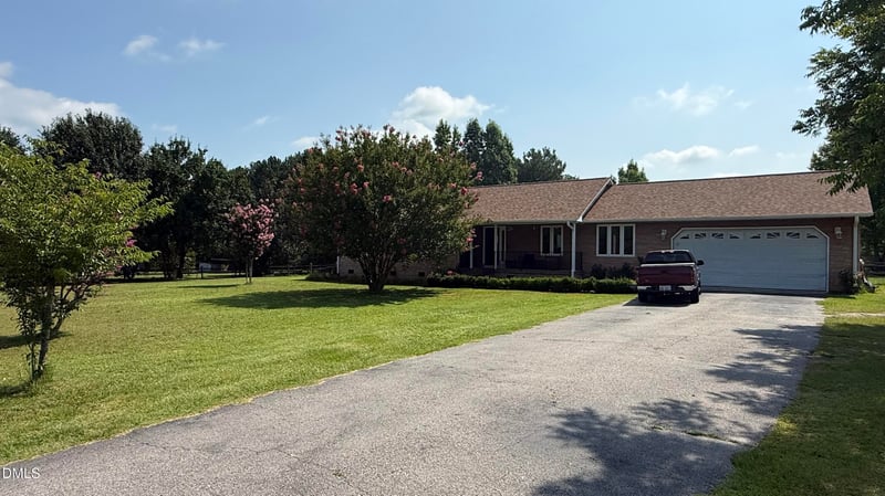 210 W Rd, Angier, NC 27501
