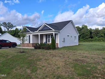 210 Waterwheel Dr, Selma, NC 27576