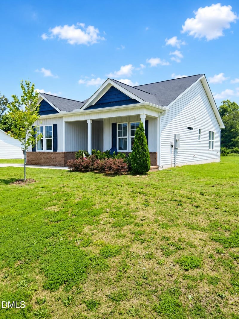 210 Waterwheel Dr, Selma, NC 27576