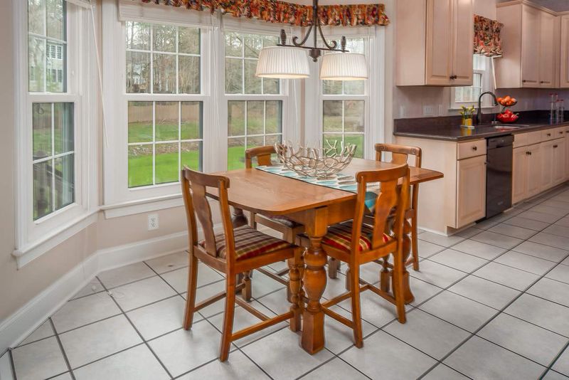 210 Wendover Ln, Durham, NC 27713