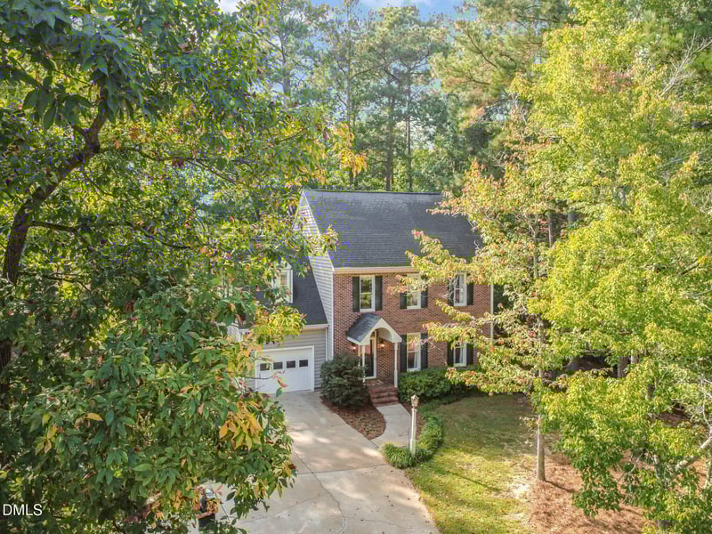 2100 Beachwood Dr, Sanford, NC 27330
