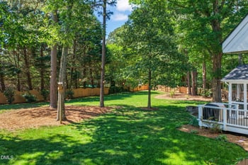 2100 Crispland Ct, Fuquay Varina, NC 27526