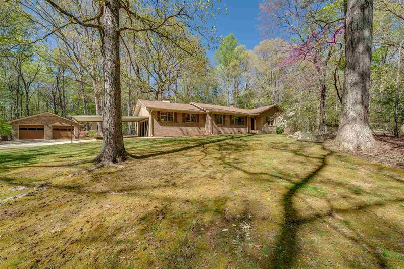 2100 Forest Ridge Pl, Durham, NC 27705