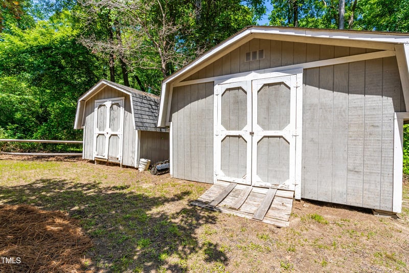 2100 Fort Dr, Clayton, NC 27520