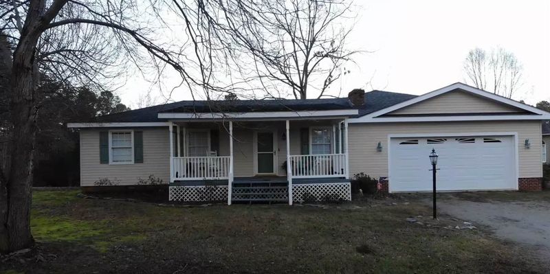 2100 Spring Ln, Sanford, NC 27330