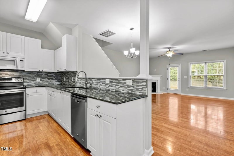 2100 Thornblade Dr, Raleigh, NC 27604