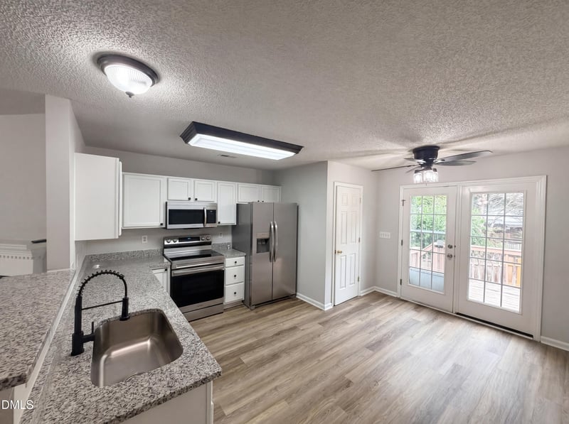 2100 Walnut Ridge Ct, Raleigh, NC 27610