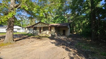 2100 Webb St, Selma, NC 27576