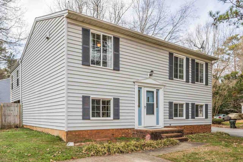 2100 Winnie Pl, Raleigh, NC 27603