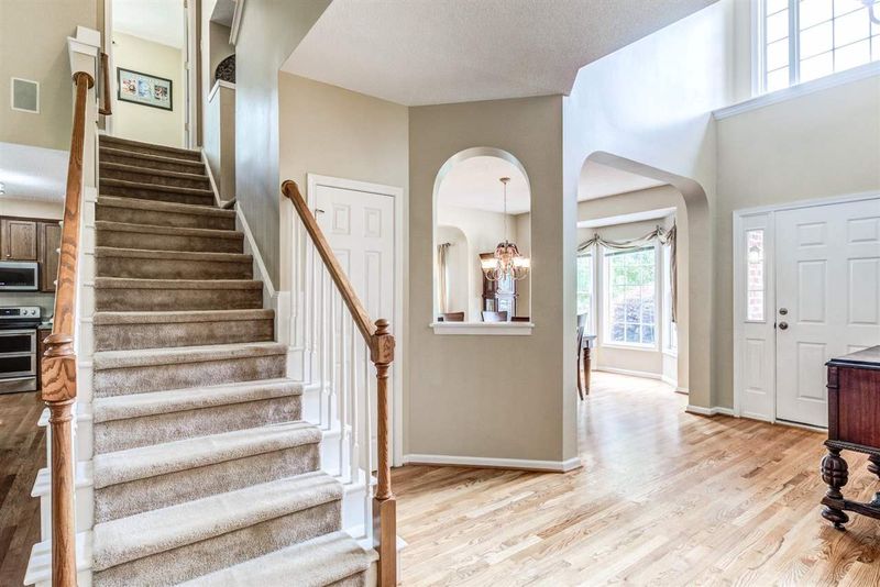 2101 Becketts Ridge Dr, Hillsborough, NC 27278