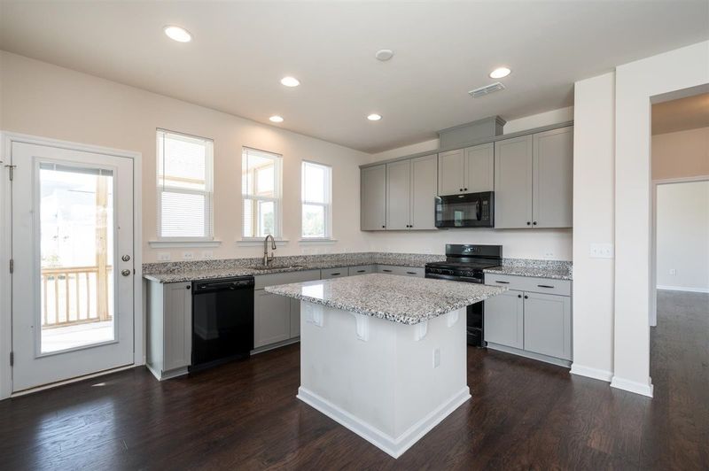 2101 Blue Iris Way, Zebulon, NC 27597