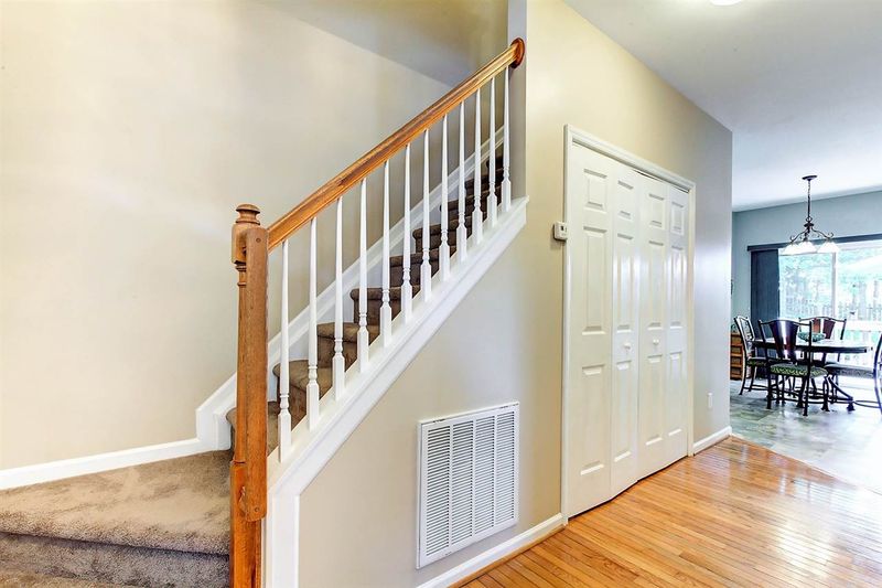 2101 Frissell Ave, Apex, NC 27502